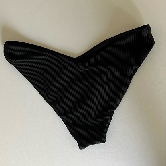 Beach Riot Core Collection Vanessa Ribbed Bottom in Black Size Small - Picture 4 of 5